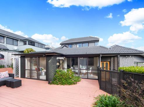 2/2 Basilton Close, Bucklands Beach