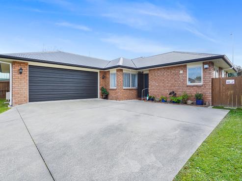 8 Ashgrove Court, Hamilton East