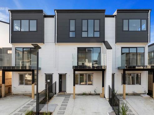 4 Dotterel Place, Massey