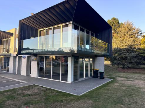 9C Sir Gil Simpson Drive, Burnside