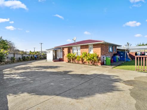 9 Macky Avenue, Mangere East