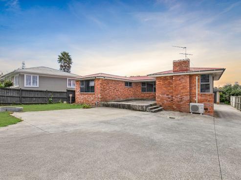 8 Thompson Terrace, Manurewa