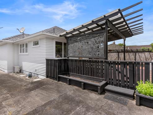 700 Te Atatu Road, Te Atatu Peninsula
