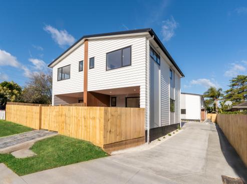 6/3 Royal View Road, Te Atatu South