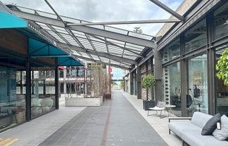 TAKAPUNA RETAIL/OFFICE - 74M²
