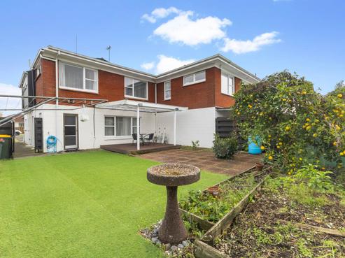 2/58 Wintere Road, Papatoetoe