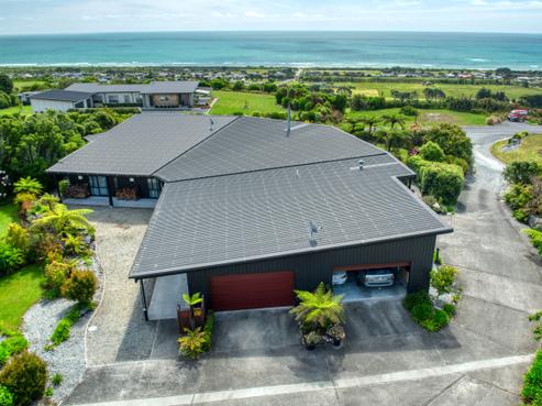 15 Tasman View Road, Paroa