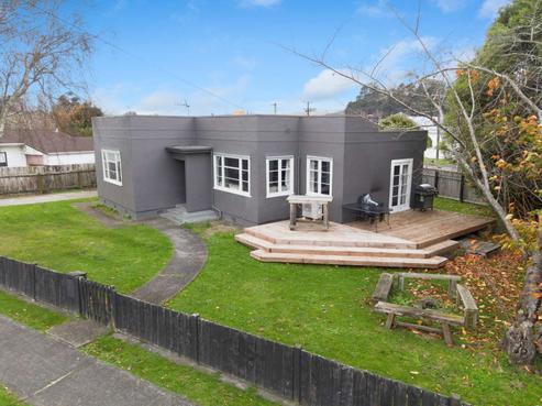 1 Wakefield Street, Whanganui East