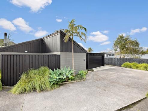 2/47 Glenmore Road, Sunnyhills