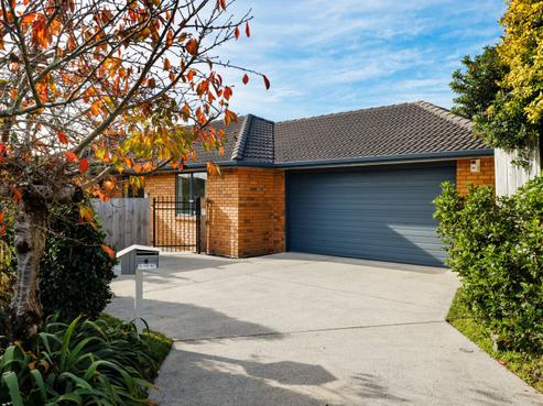 6 Willscarlet Lane, Hamilton East