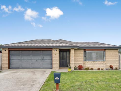15 Sun Valley Grove, Wainuiomata