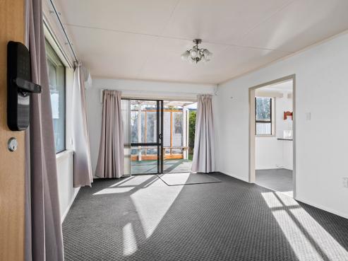 8 Stevenson Lane, Kaiti