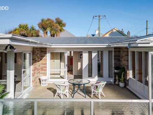 18 Russell Street, Dunedin Central