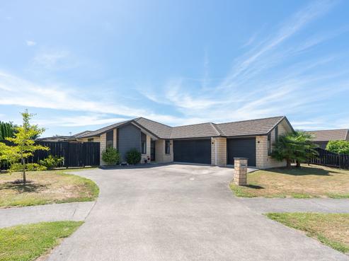 28 Whitney Place, Rototuna North