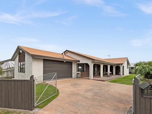 14 Bucksburn Place, Greenmeadows