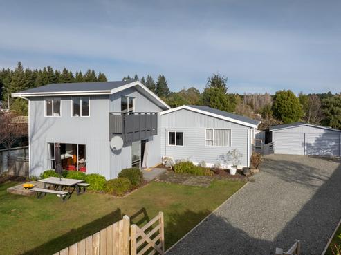 25 Henry Street, Te Anau