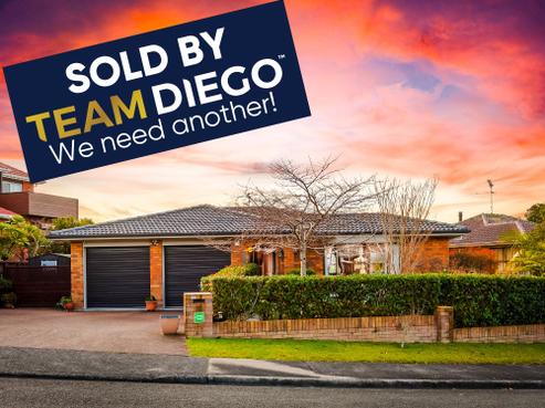 8 Petrel Place, Massey