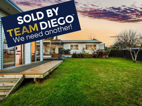 31 Cambridge Road, Riverhead