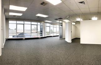 Versatile and Well Equipped Office | 250m2