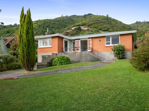 21 Kotare Street, Waikanae