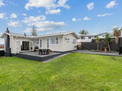 10 Leonard Place, Onerahi