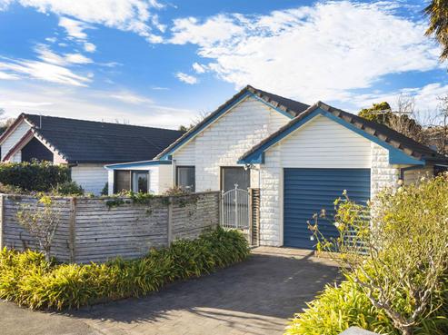 3/9 Ikamatua Lane, Sydenham