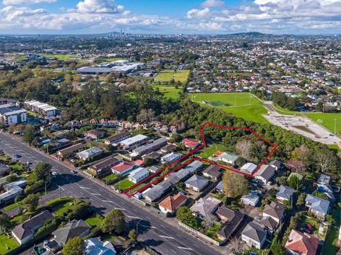 1592 Great North Road, Waterview