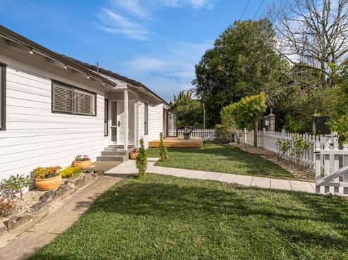 3/203 Lake Road, Belmont