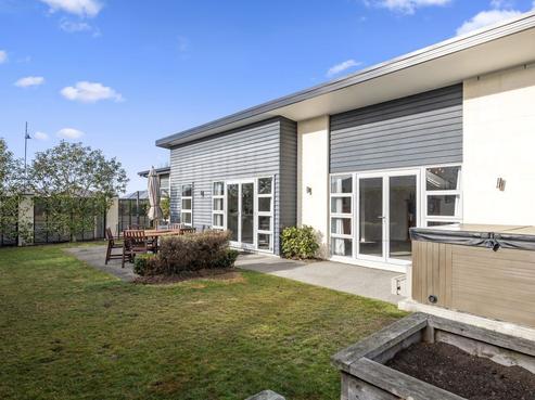 5 Kessen Street, Pegasus
