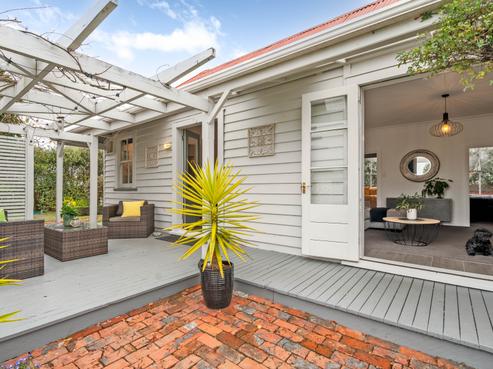 4 Solway Street, Solway