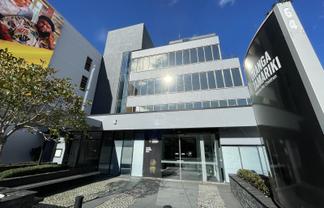 Takapuna Office with Profile