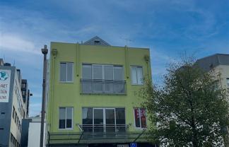 Floor on Victoria Street