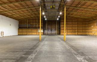Spacious Warehouse for Lease