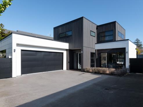 747B River Road, Chartwell