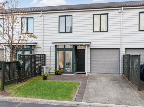 9/1 Ambrico Place, New Lynn