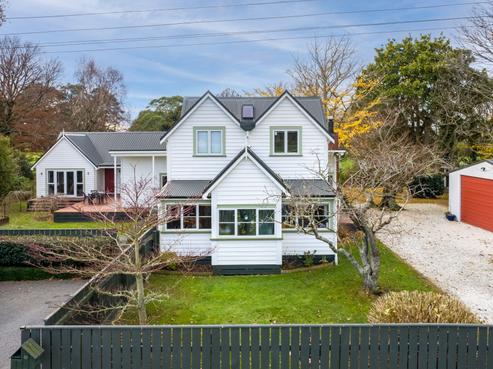 121 Kuratawhiti Street, Featherston