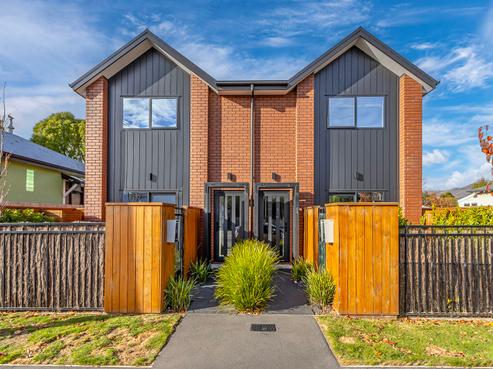 2/64 Longfellow Street, Sydenham