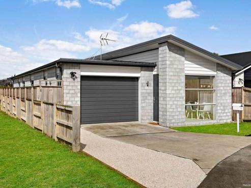 8 Tomairangi Crescent, Pukekohe