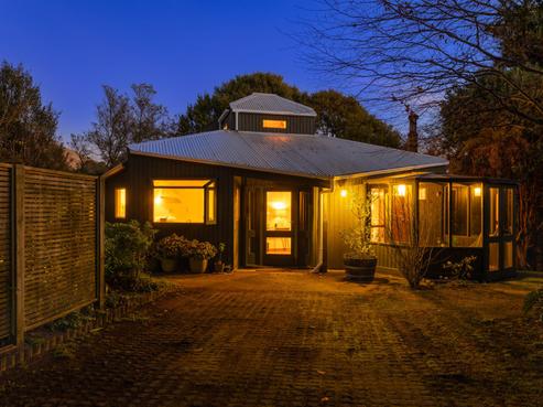 60 Leinster Avenue, Raumati South