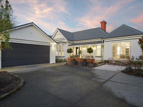 28 Hawkesbury Avenue, Saint Albans