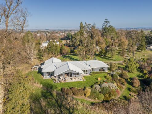 136A Lindsay Road, Waipukurau and Surrounds