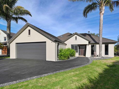 8 Takapu Place, Huntington