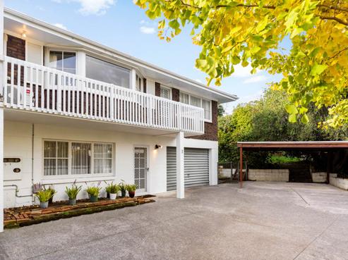 2/14 Andrea Place, Sunnyhills