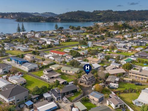 15B Meadow Drive, Whitianga