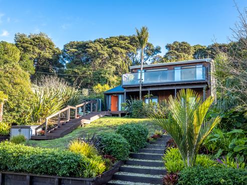 14 Crescent Road West, Ostend