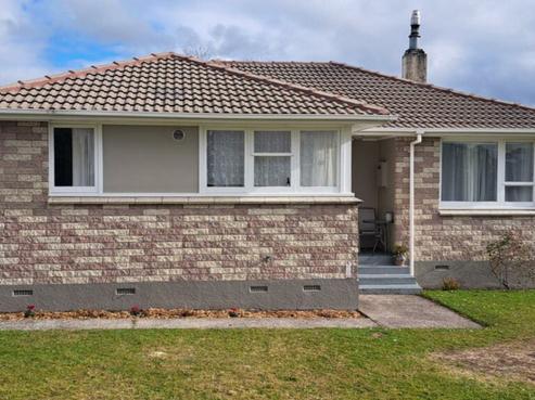 16 Pohutukawa Drive, Tokoroa