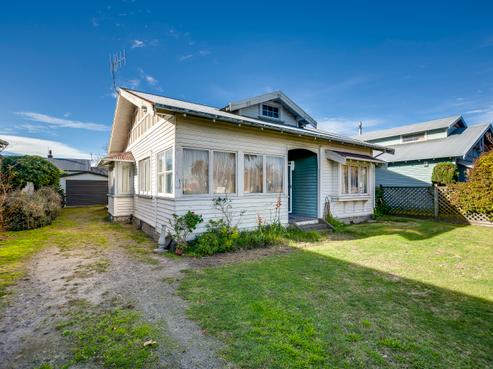 135 Georges Drive, Napier South