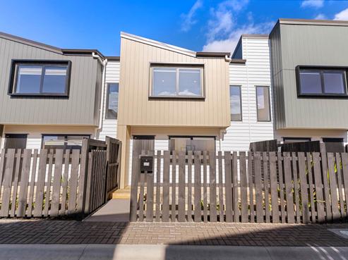 3/3 Pinefield Road, Whenuapai