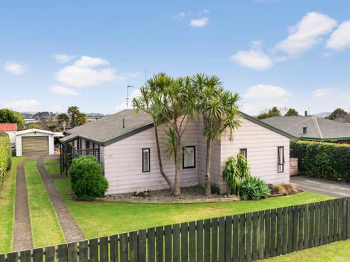 104 Sandspit Road, Waiuku