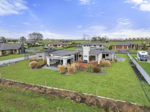 12 Ridgeview Drive, Te Aroha